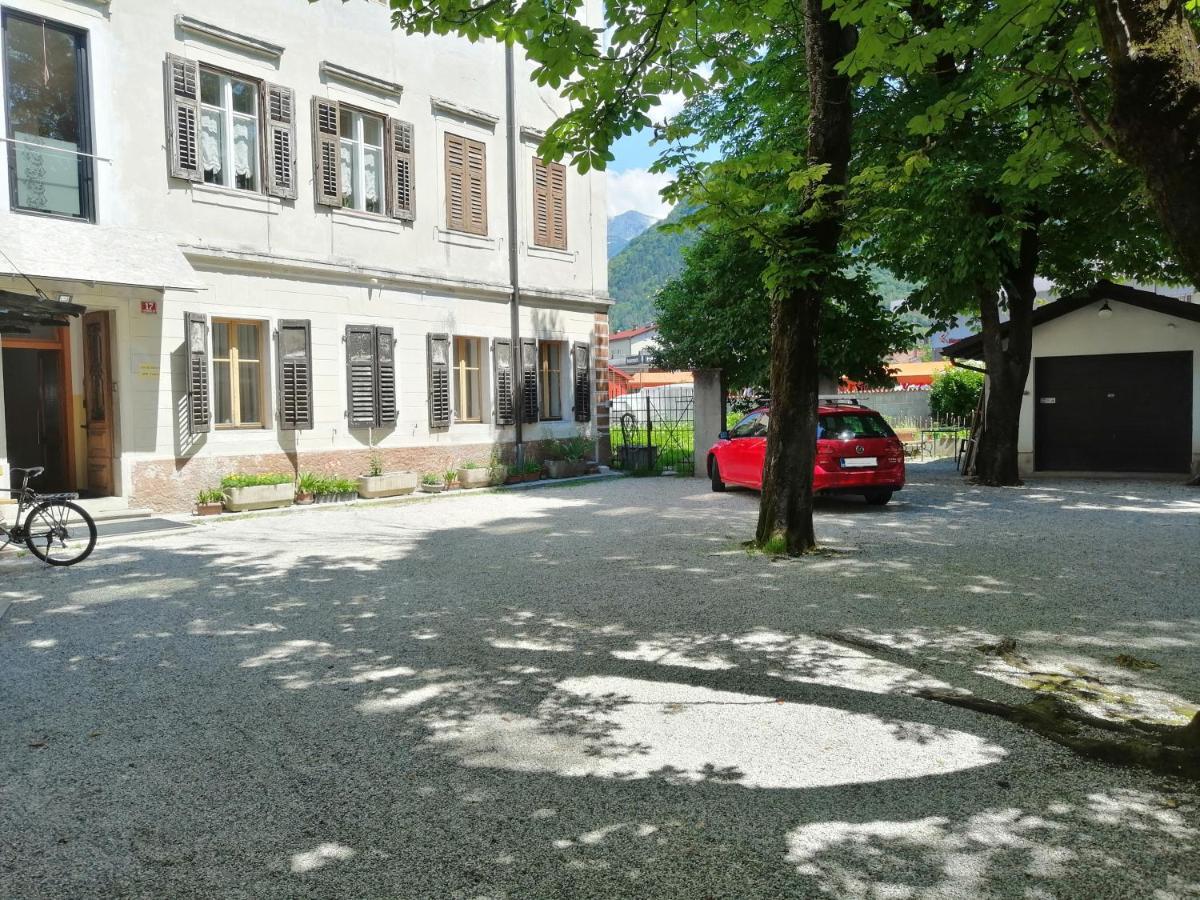 Apartma 2000 Толмин Екстер'єр фото